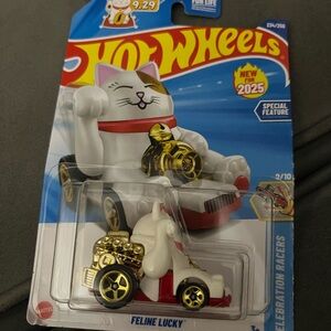 Feline Lucky Hot Wheels